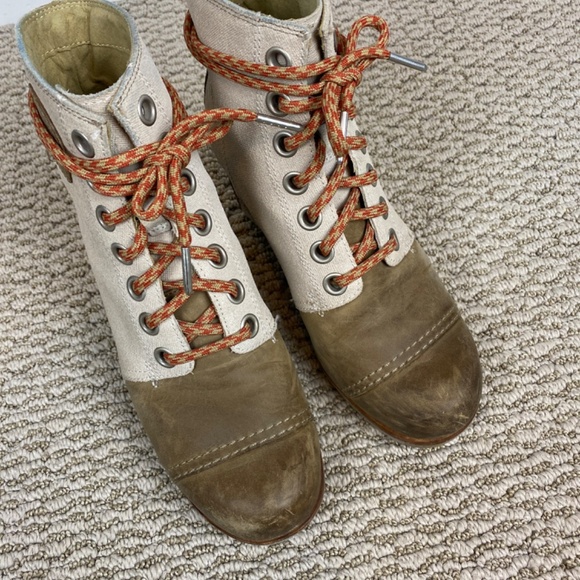 Sorel 1964 Premium Wedge Boot - Size 7 - Picture 2 of 10